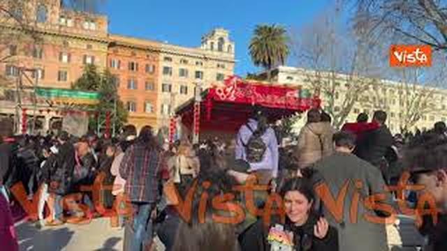 Il Capodanno cinese a Roma a piazza Vittorio. E’ l’anno del cavallo