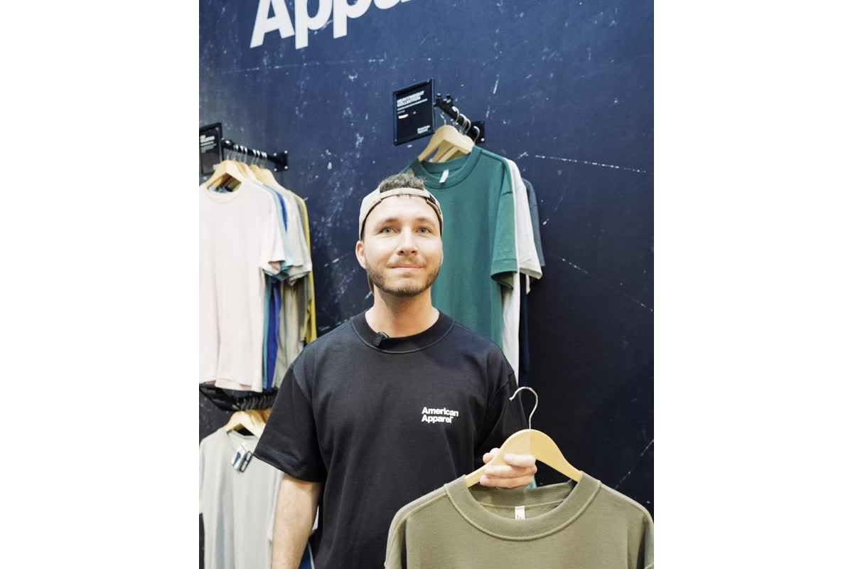 Brand o brand…elli / American Apparel, dal mito sexy dei giovani ribelli alla caduta di un impero della moda: la storia Brand o brand…elli / American Apparel, dal mito sexy dei giovani ribelli alla caduta di un impero della moda: la storia