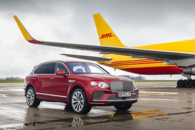 Bentley adotta il SAF: voli auto clienti con meno CO2e nel mondo