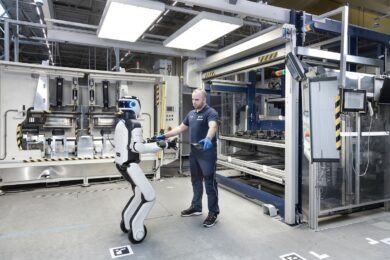 BMW Group: primo in Germania con robot umanoidi in produzione
