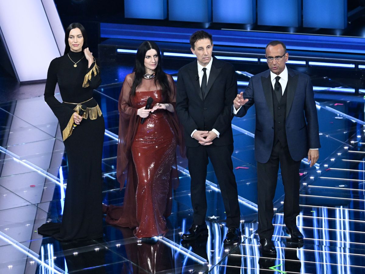 Sanremo, trionfano Mogol ed Eros, ma Irina Shayk… La pagella della terza serata, cosa ci è piaciuto e cosa no Sanremo, trionfano Mogol ed Eros, ma Irina Shayk… La pagella della terza serata, cosa ci è piaciuto e cosa no