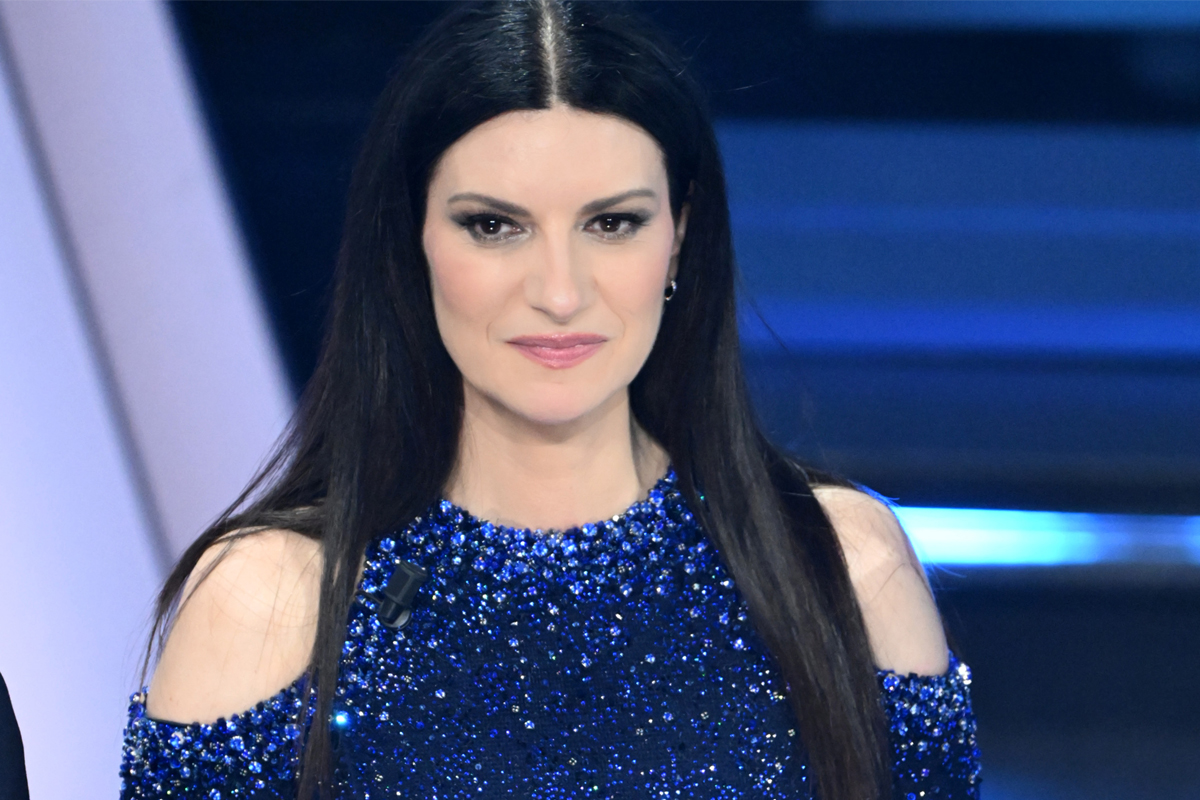 Sanremo 2026, la parola d’ordine della prima serata è sobrietà. La pagella di tutti i look