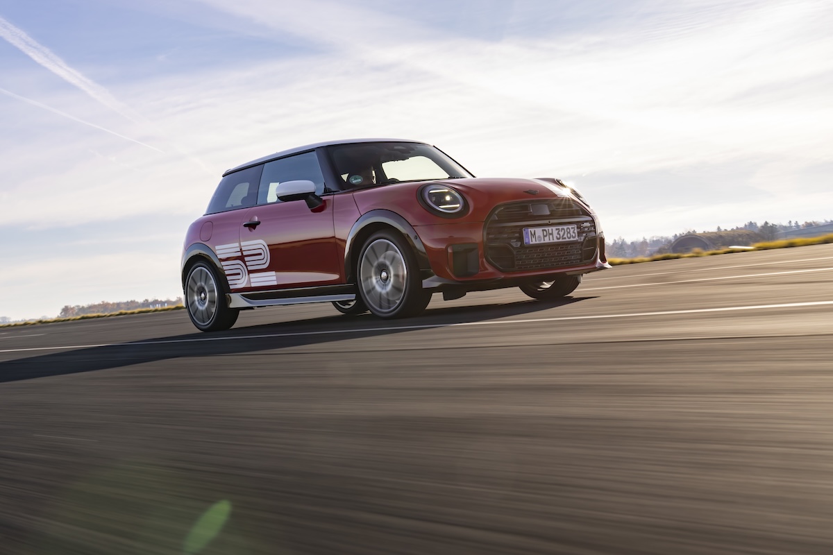 MINI celebra Monte Carlo: 1965 Victory Edition tra JCW ed elettrica