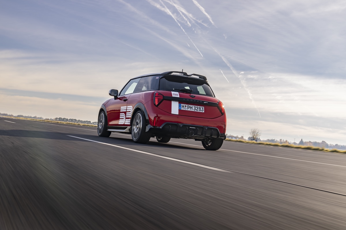 MINI celebra Monte Carlo: 1965 Victory Edition tra JCW ed elettrica