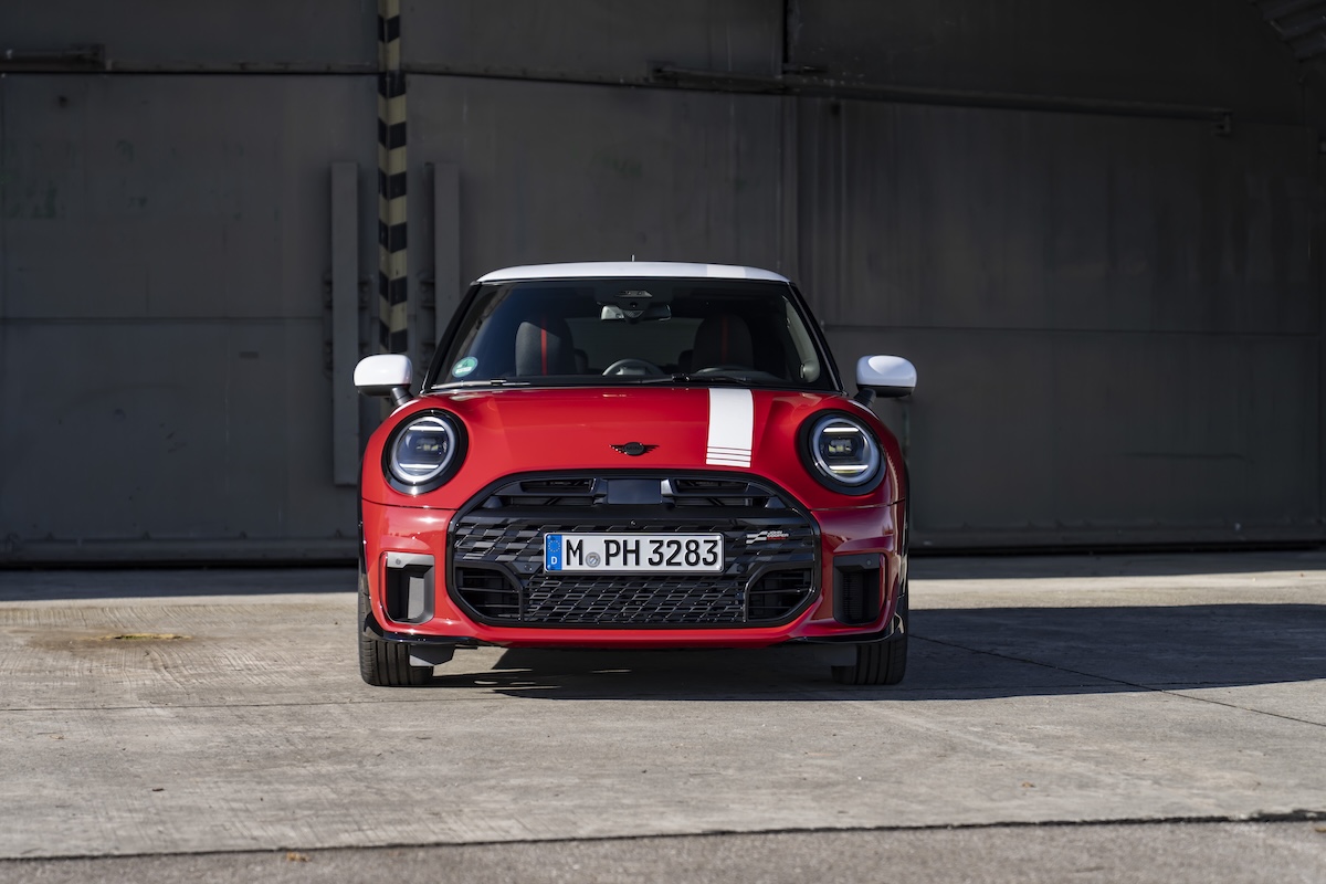 MINI celebra Monte Carlo: 1965 Victory Edition tra JCW ed elettrica
