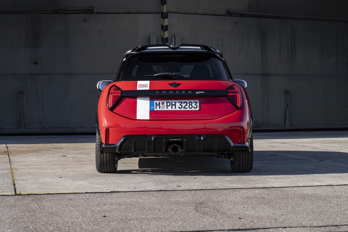 MINI celebra Monte Carlo: 1965 Victory Edition tra JCW ed elettrica