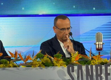 Sanremo, Conti sugli ascolti tv della quarta serata: “L’anno scorso mi sono superato, questa volta…”