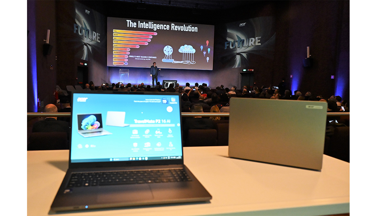 Acer celebra 50 anni con uno sguardo rivolto al futuro