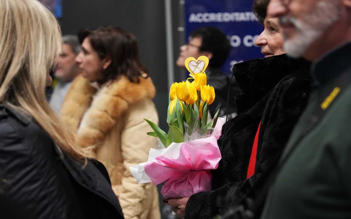 Atterrato a Malpensa l’aereo da Abu Dhabi con 200 studenti: “Ora possiamo gioire” Atterrato a Malpensa l’aereo da Abu Dhabi con 200 studenti: “Ora possiamo gioire”