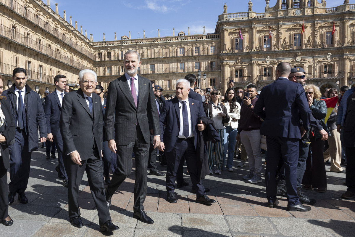 Mattarella, lectio magistralis a Salamanca: “Le fondamenta dell’Europa non cederanno a chi vuole smantellarla”