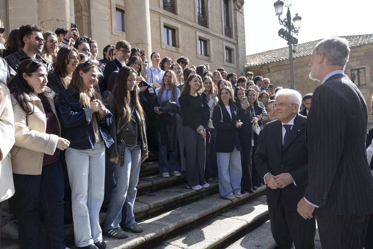 Mattarella, lectio magistralis a Salamanca: “Le fondamenta dell’Europa non cederanno a chi vuole smantellarla”