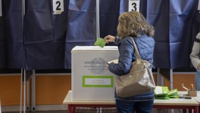 Referendum giustizia, affluenza record: a Milano già sopra il 53%, la Lombardia traina il Nord