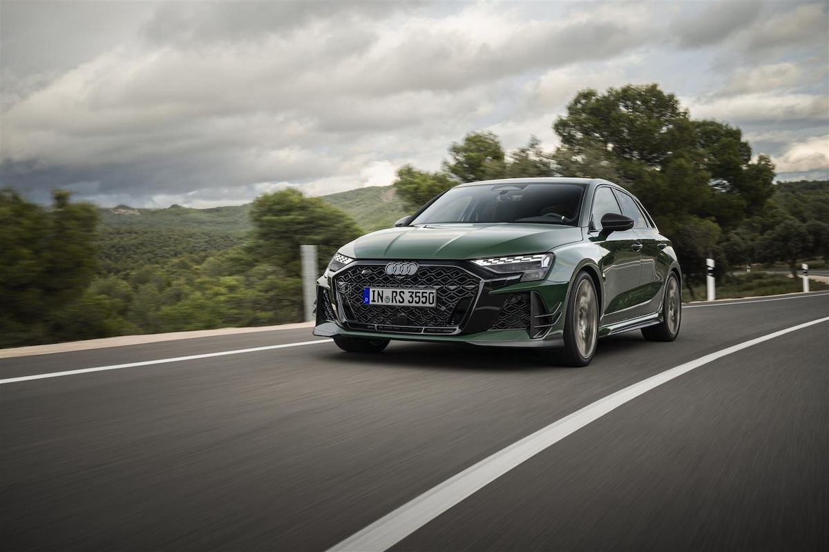 Audi RS 3 competition limited: 400 CV e anima racing esclusiva