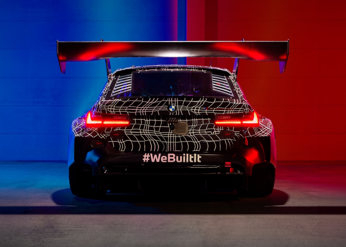 BMW M3 Touring 24H: da scherzo social a star del Nürburgring