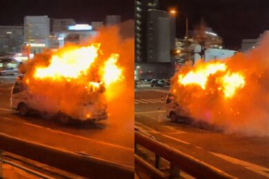 Auto a fuoco va fino alla caserma dei pompieri per spegnere l’incendio. La scena surreale