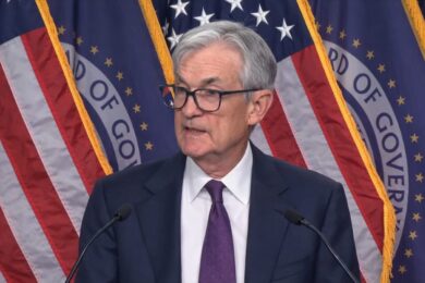 Fed, tassi fermi: “Nessun taglio senza progressi”. Powell gela i mercati