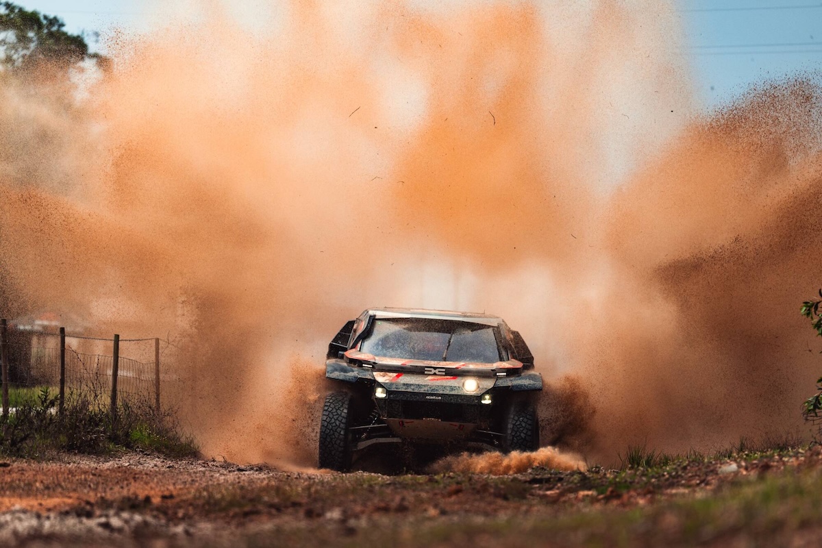 Dacia Sandriders al comando: Loeb vince la tappa in Portogallo