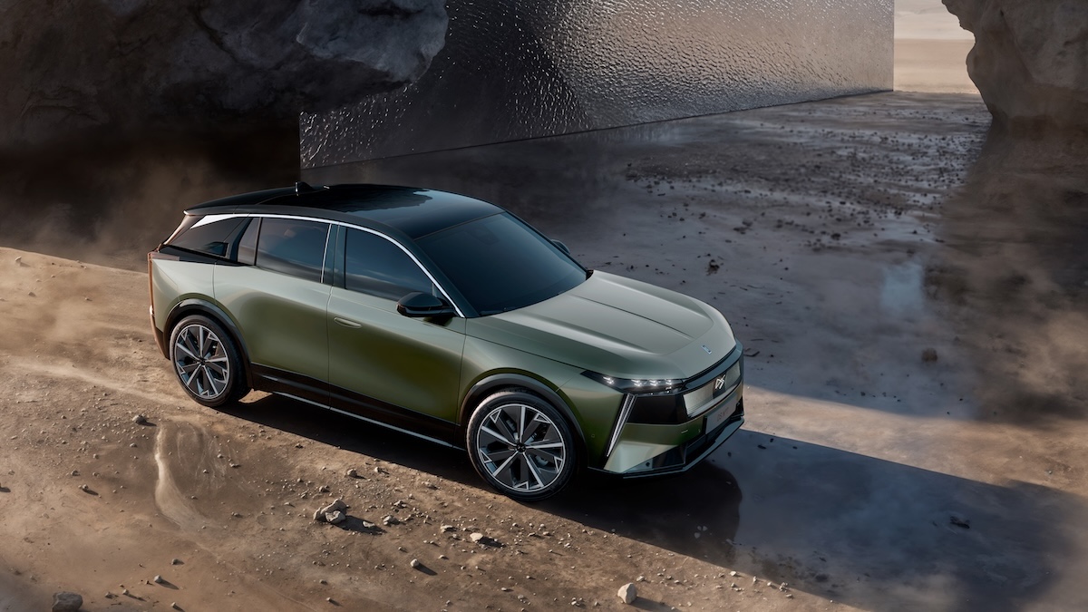 DS N°7, il SUV francese che punta su lusso e autonomia