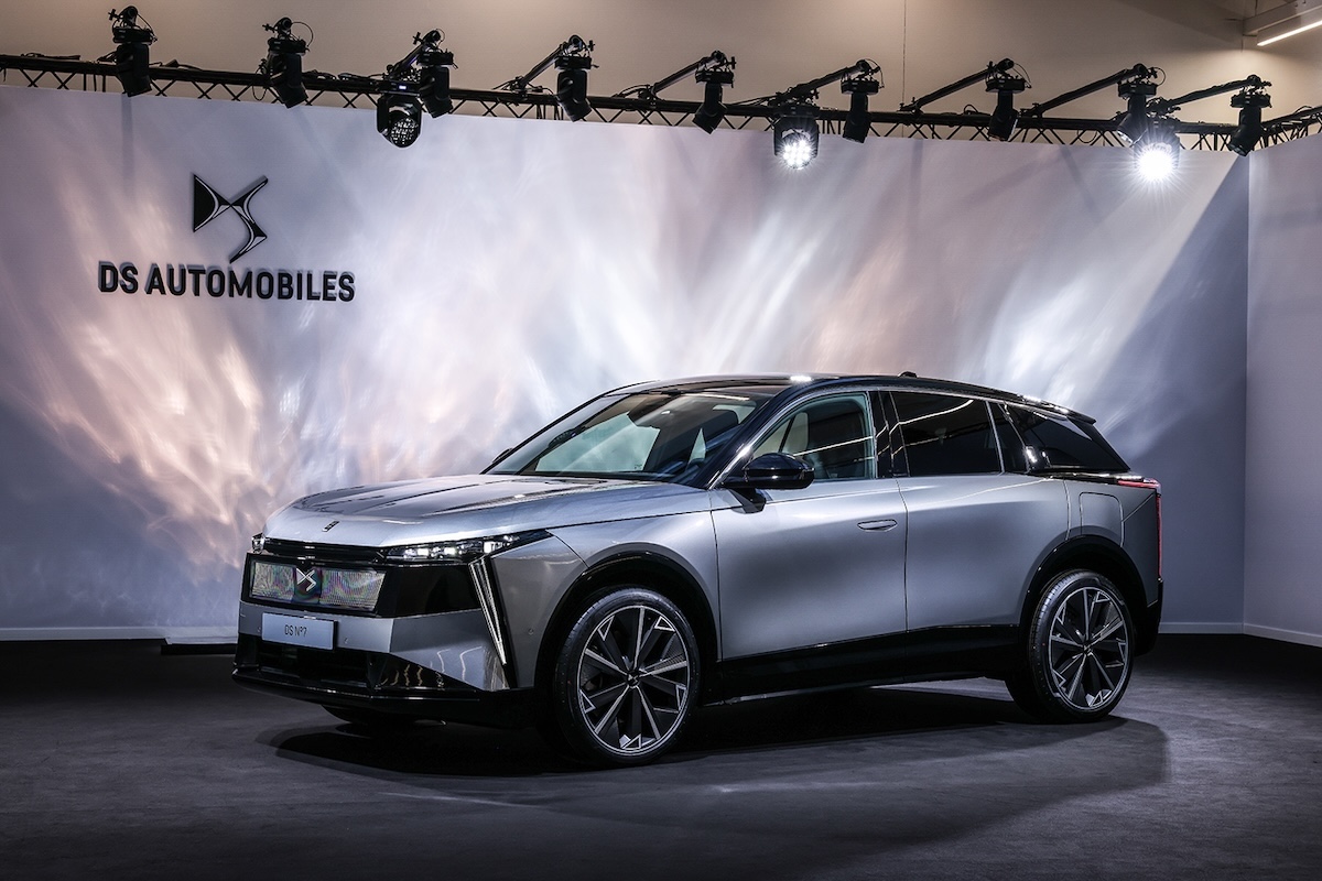 DS N°7, il SUV francese che punta su lusso e autonomia