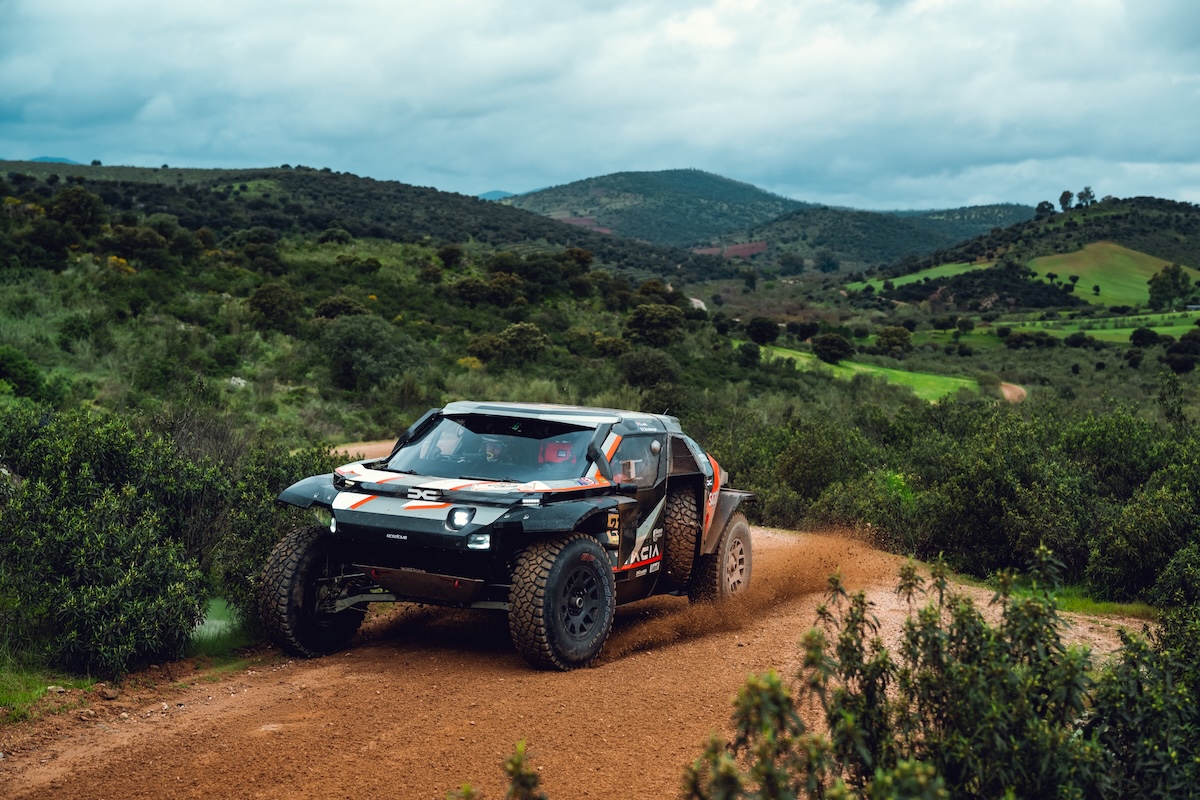 Rally-Raid Portogallo, doppietta Dacia con Moraes e Loeb Rally-Raid Portogallo, doppietta Dacia con Moraes e Loeb