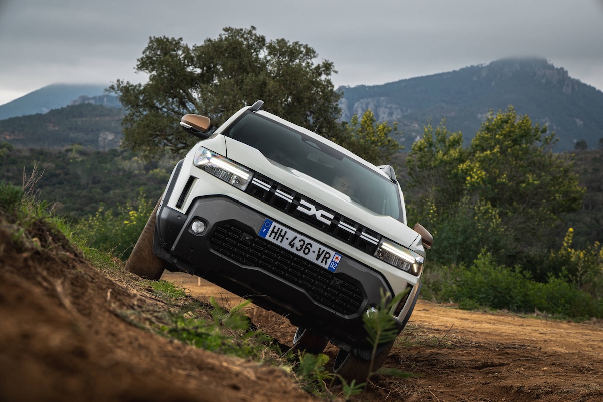 Dacia Duster Hybrid-G 150 4×4: il GPL ibrido cambia tutto
