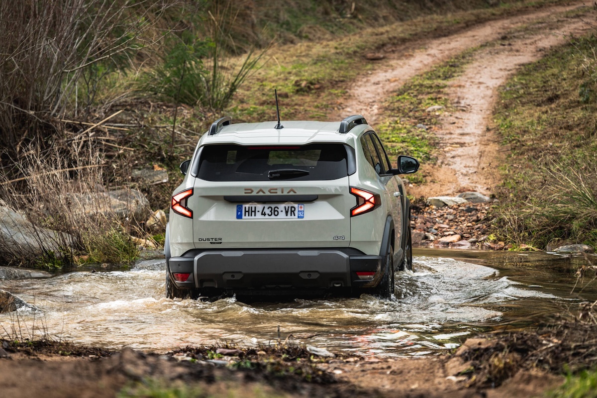 Dacia Duster Hybrid-G 150 4×4: il GPL ibrido cambia tutto