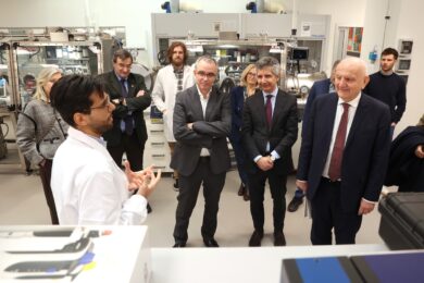 Batterie, Ferrari alza il livello: E-Cells Lab cresce in Emilia