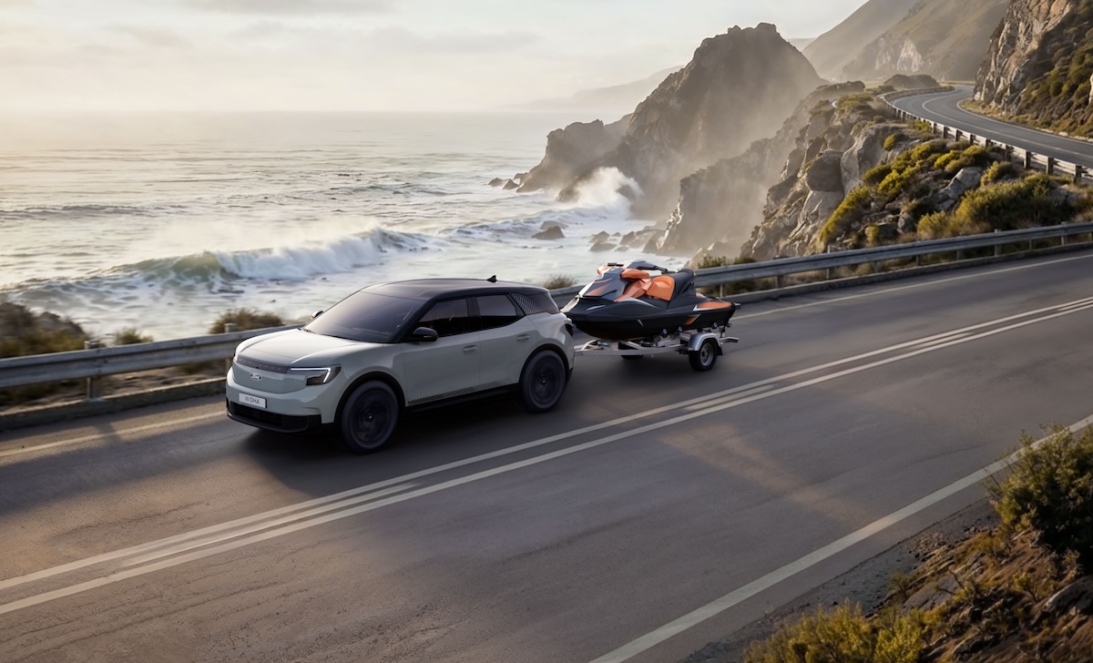 Ford rilancia Explorer: 444 km, Pro Power e nuova Collection