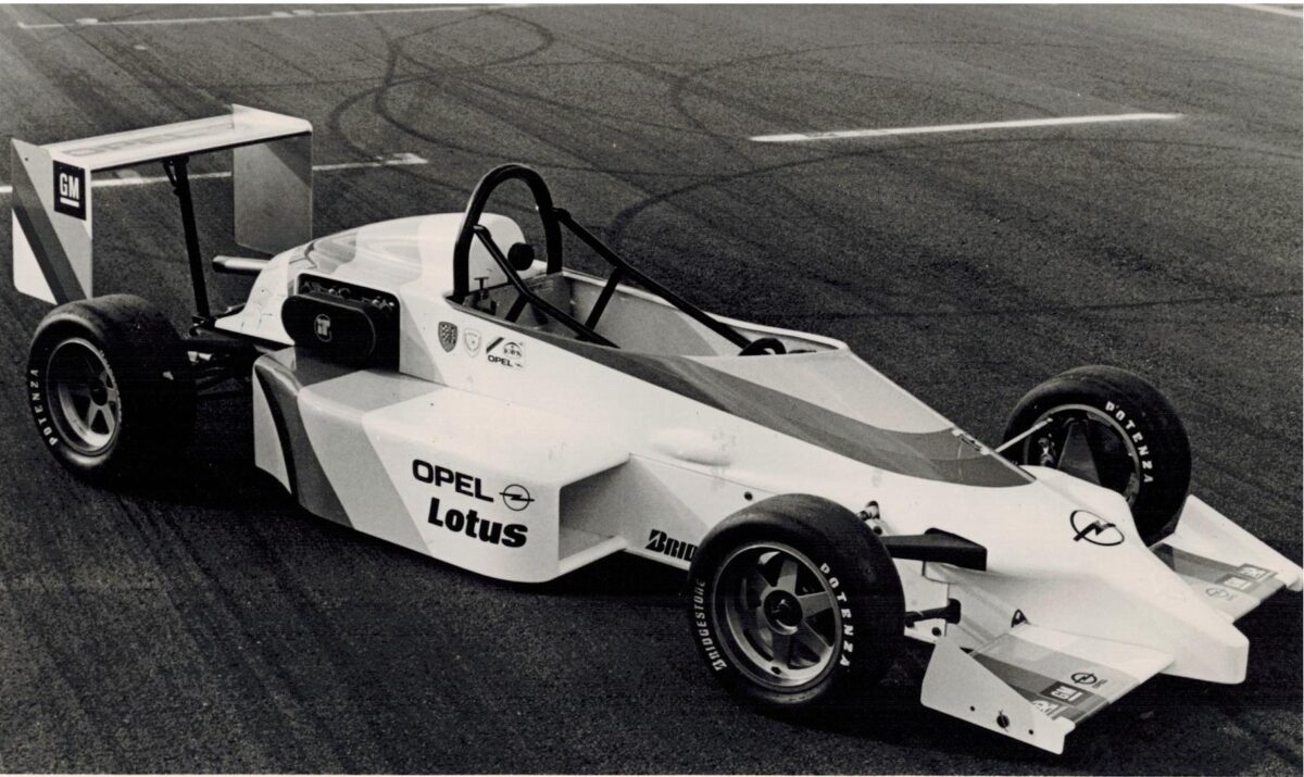 Opel torna alle monoposto tra Formula E e memoria Lotus Opel torna alle monoposto tra Formula E e memoria Lotus