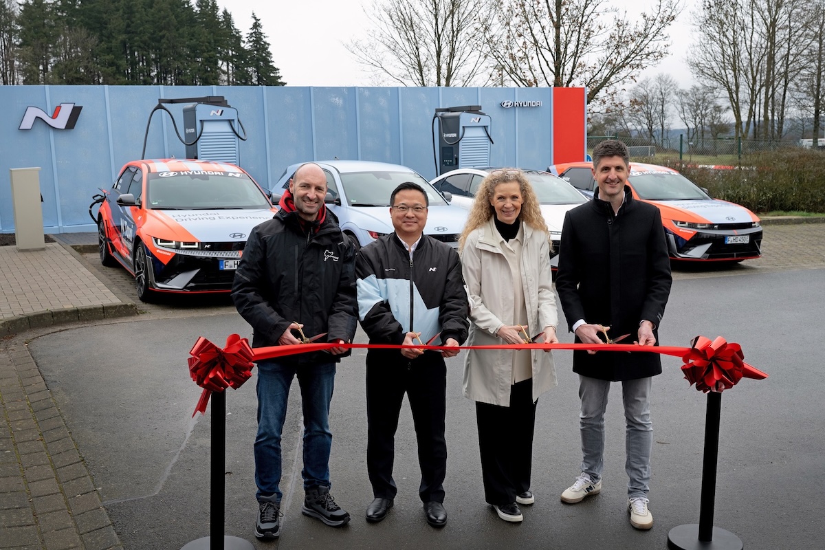 Hyundai porta gli N Hyper Charger al Nürburgring per le EV N