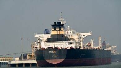 Guerra, l’annuncio di Trump: “L’Iran ha accettato di non chiudere mai più lo stretto di Hormuz. Faremo un accordo in un giorno o due”- LIVE