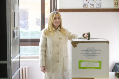 Referendum, vince il “no” e cade l’imbattibilità di Meloni