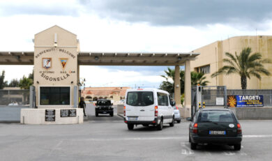 Sigonella, dietro i motivi del no di Crosetto a Trump. “Ma non siamo come la Spagna”, se gli Usa chiedono in anticipo…