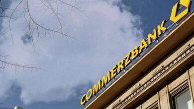 Unicredit, Commerzbank respinge l’offerta: “Non ci sono le basi per i colloqui”. Sfuma (per ora) l’Ops per salire oltre il 30%
