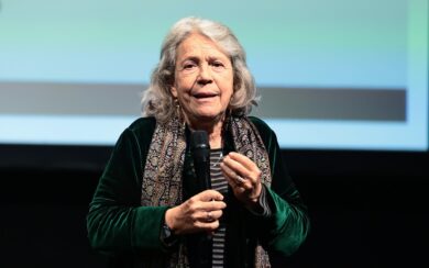 Teatro Parenti di Milano, bufera social per l’evento con Meloni e insulti a Shammah