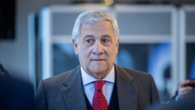 Iran, Tajani: “Sulle sanzioni alla Russia non si discute e chi speculerà sull’aumento dei prezzi verrà sanzionato. L’obiettivo finale? La pace”