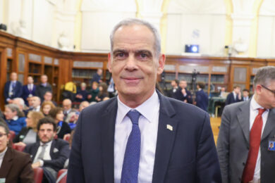 Pizzaballa, l’ambasciatore israeliano: “Sull’accaduto reazione esagerata. Ecco perché è stato impedito al Cardinale di entrare al Santo Sepolcro di Gerusalemme”