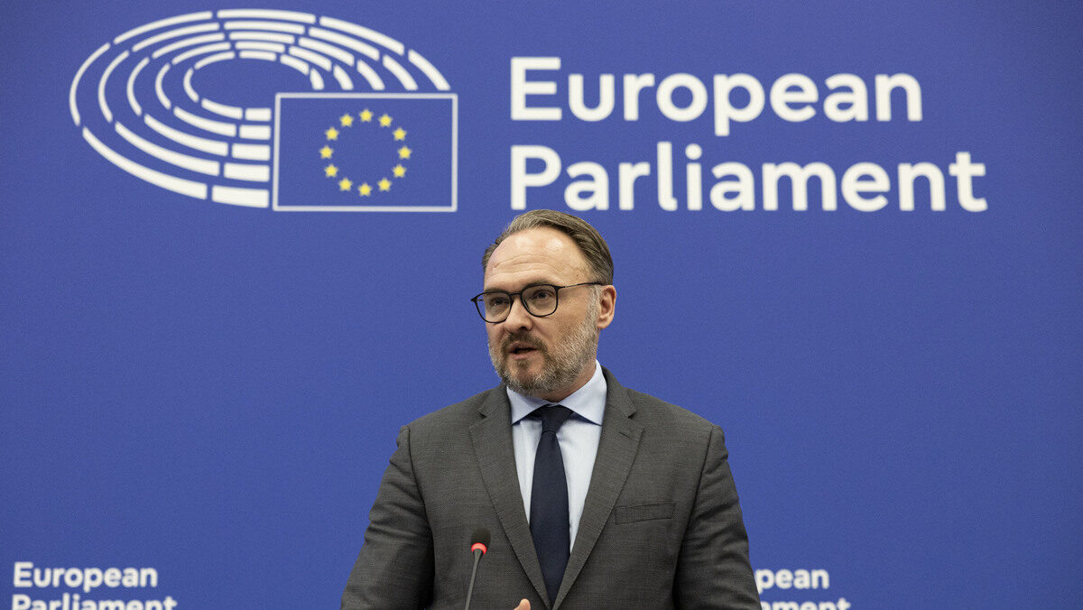 Iran, Ue: “La crisi energetica può aggravarsi, pronti a misure a breve termine”. Diplomatici al lavoro per un ritorno “rapido” al nucleare Iran, Ue: “La crisi energetica può aggravarsi, pronti a misure a breve termine”. Diplomatici al lavoro per un ritorno “rapido” al nucleare