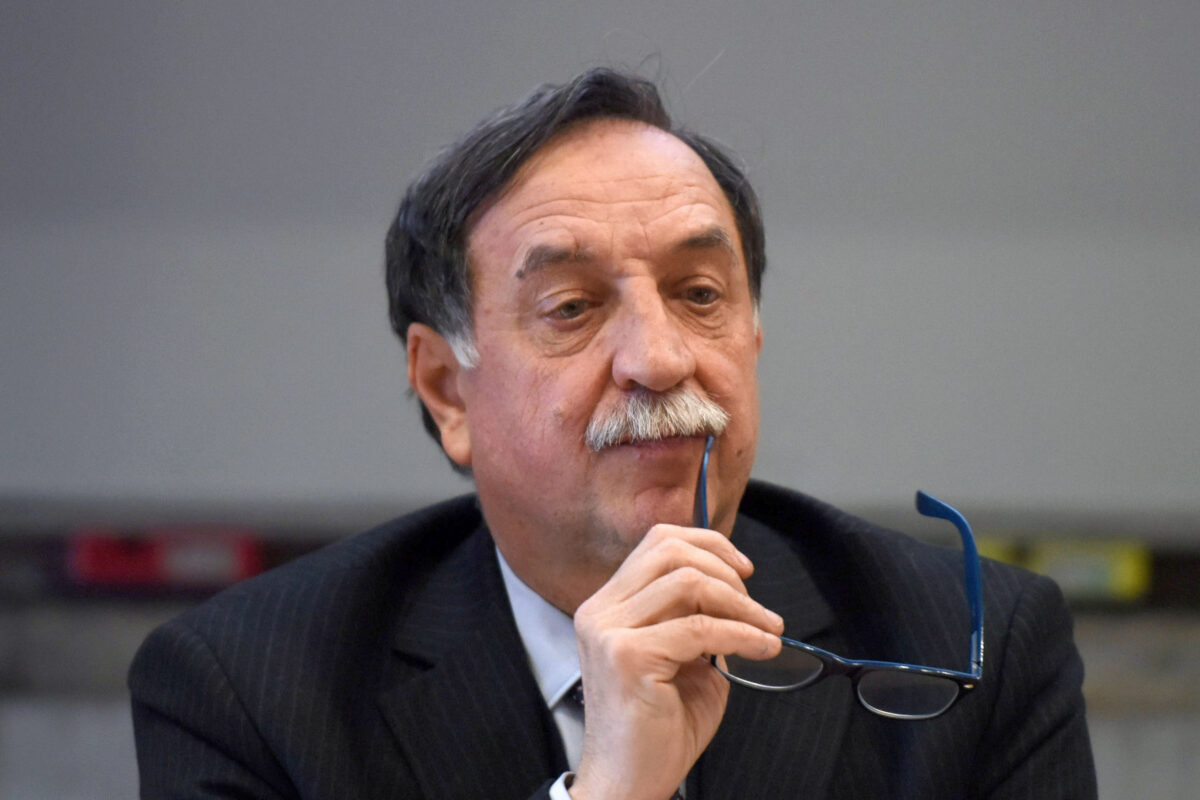 Missile contro la Turchia, il Generale Rossi: “Attacco alla Nato? Improbabile per almeno tre motivi. Ecco chi può decidere davvero il destino dell’Iran” Missile contro la Turchia, il Generale Rossi: “Attacco alla Nato? Improbabile per almeno tre motivi. Ecco chi può decidere davvero il destino dell’Iran”