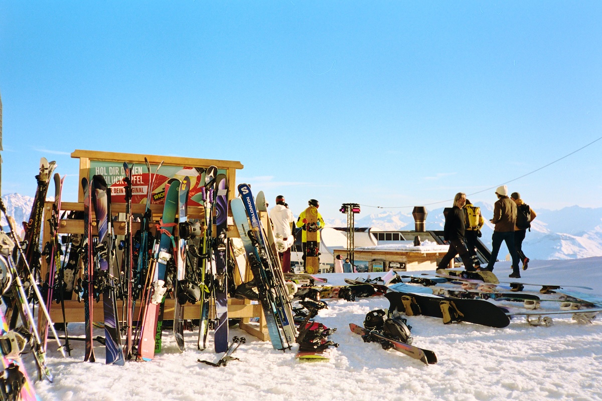 Jeep e The Snow League, partnership globale tra avventura e neve