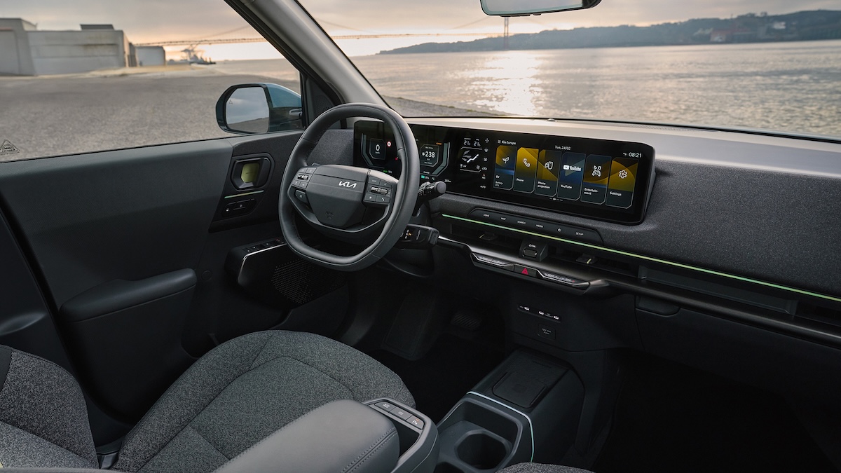 Kia EV2 debutta in Europa: il piccolo SUV elettrico fa sul serio