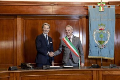 Lamborghini rinnova l’accordo con Sant’Agata: 5 progetti sociali