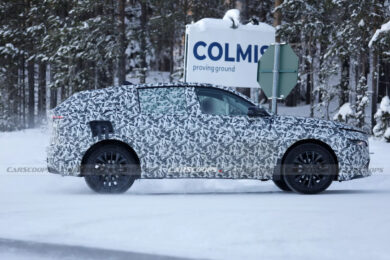 Nuova Lancia Gamma 2026: prime foto del crossover italiano