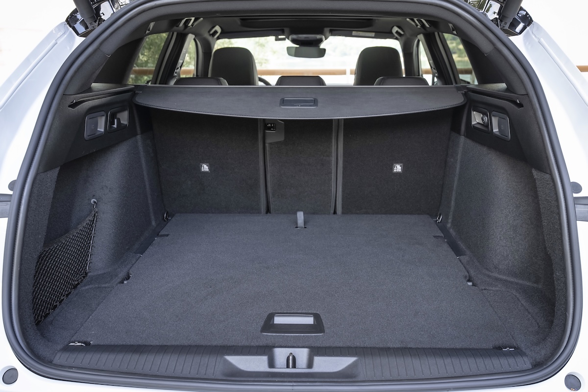 Opel Astra e Astra Sports Tourer, cambia tutto nella gamma