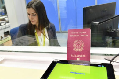 Poste Italiane amplia il servizio passaporti: oltre 6.000 uffici e record di richieste a febbraio 2026