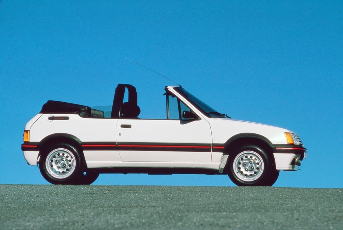 Peugeot 205 Cabriolet: perché è diventata un’icona degli anni 80