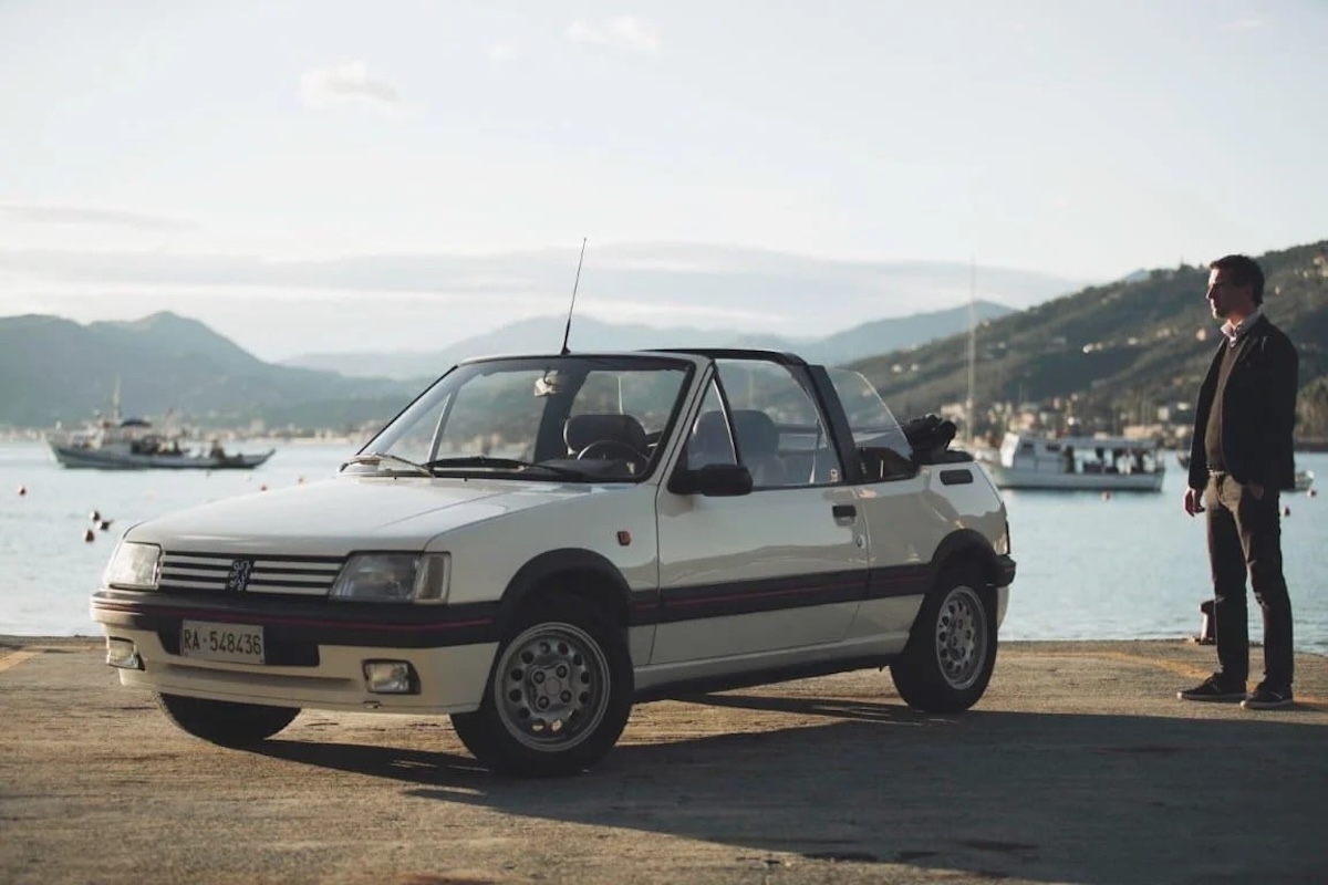 Peugeot 205 Cabriolet: perché è diventata un’icona degli anni 80