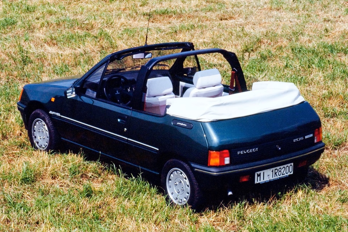 Peugeot 205 Cabriolet: perché è diventata un’icona degli anni 80