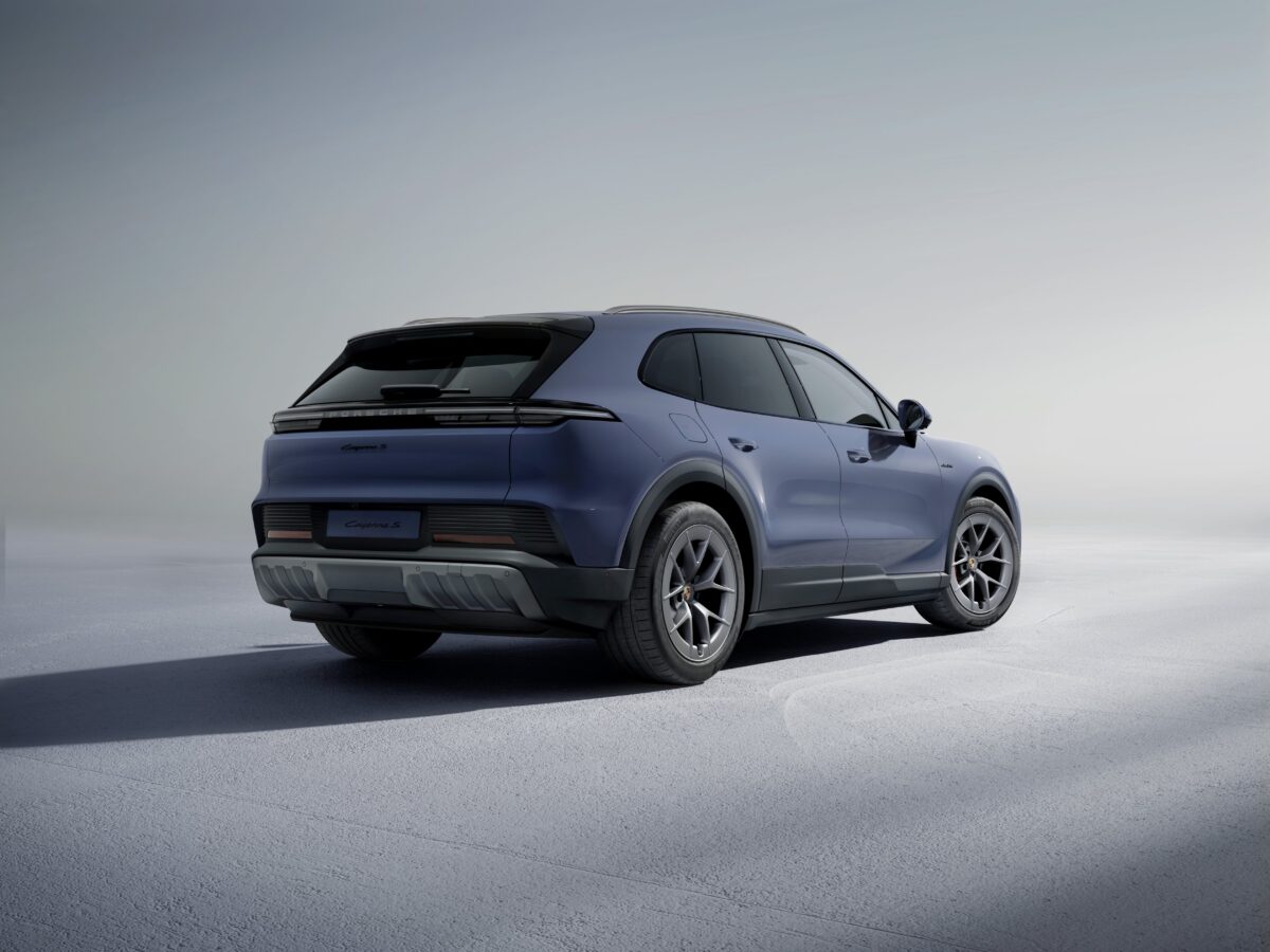 Porsche Cayenne S Electric: 666 CV, 653 km e stile più esclusivo