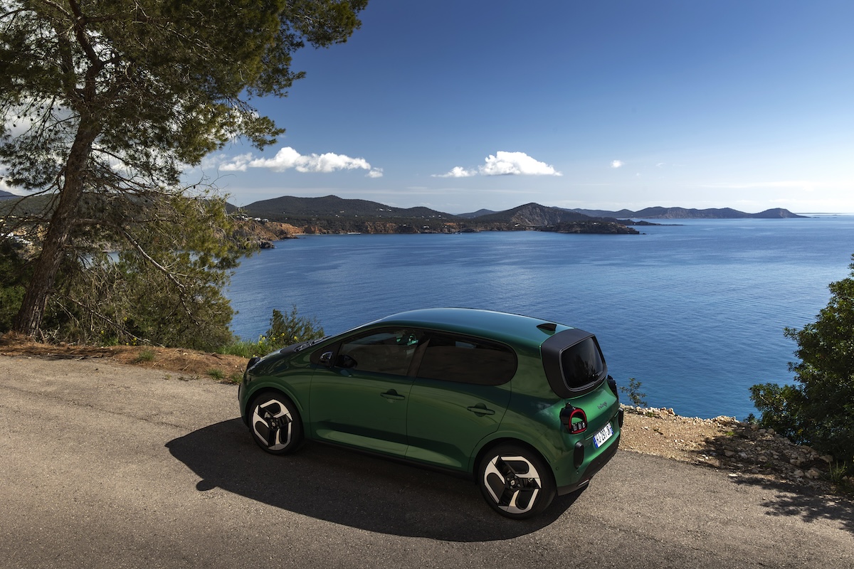 Renault Twingo torna elettrica: perché può cambiare il mercato
